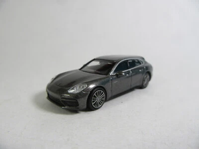 Minichamps 1:87 2017 Porsche Panamera Turbo S E-Hybrid Sport Modello Finitto - Immagine 1 di 4