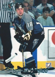 1997-98 Pacific Paramount Hockey Emerald Green #174 Daymond Langkow Lightning