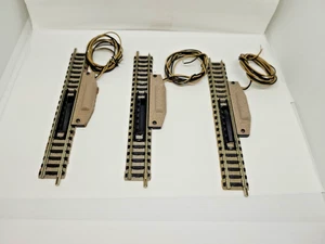 (2) Fleischmann 9112 Spur N 1:160  Elektrische Entkuppler 3 Stück Konvolut - Picture 1 of 1