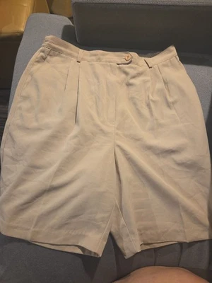 Pantalones cortos beige Ep Pro talla 12 para dama Foto 1 de 3