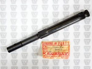Kawasaki NOS NEW 13066-004 Kickstarter Shaft B8 F1 F2 F3 B8S B8T F1TR F2TR - Picture 1 of 4