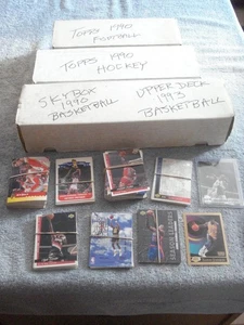 VINTAGE LOT OF 3 BOXES OF SPORTS TRADING CARDS +++(FOOTBALL, BASKETBALL, HOCKEY) - Picture 1 of 16