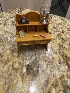Calico Critters Sylvanian Families Epoch Desk Hutch With Drawers & Accessories - Picture 1 of 5