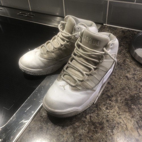 sneakers jordan taglia 4