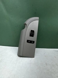 07-13 GMC Sierra Silverado Right Front Window Control Switch OEM 25898110 - Picture 1 of 13