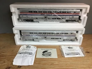(2) AMTRAK 3-Stripe / 5-Stripe Superliner Transition Sleeper O Gauge Train R5 - Picture 1 of 3