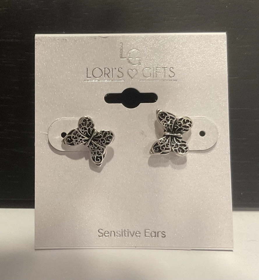 LG Lori’s Gifts Silver Tone & Gold Tone Small Semi Hoop Earrings #1030