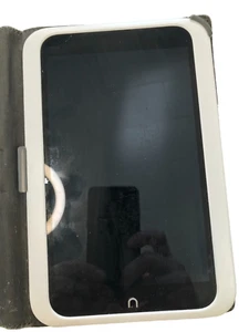 Barnes & Noble NOOK HD, Wi-Fi, 8GB, 7" BNTV400       ***SPECIAL PRICING*** - Picture 1 of 3
