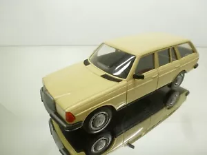 STAHLBERG FINLAND MERCEDES 240 W123 STATION - CREAM 1:20 - GOOD CONDITION - Imagen 1 de 8