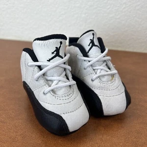 VTG Nike Jordan XII Crib Shoes 1996 2c White Black Taxi 850001 90's Kids - Picture 1 of 7