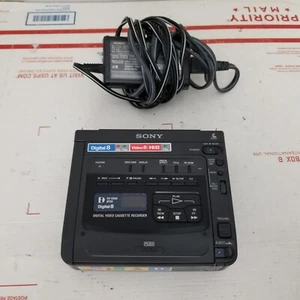 Sony GV-D200 Digital8 Hi8 8mm Video Recorder Player Transfer Deck GVD200 Tested - Picture 1 of 10