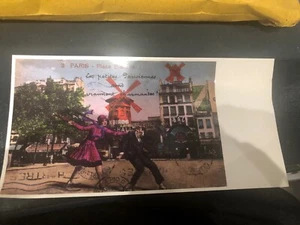 Souvenir Postcard From The Moulin Rouge Excellent Condition - Picture 1 of 2