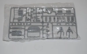 REVELL Bo 105 04906 ⭐PARTS⭐SPRUE E -INDUCTIVES+CONSOLE+HEADRESTS+PITOT+MORE 1/32 - Picture 1 of 3