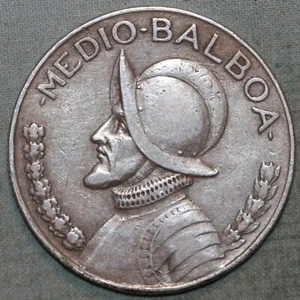 Panama 1947(p) ~ Silver 1/2 Balboa ~ Philadelphia Mint~ 99 ¢ Tracked shipping - Picture 1 of 2