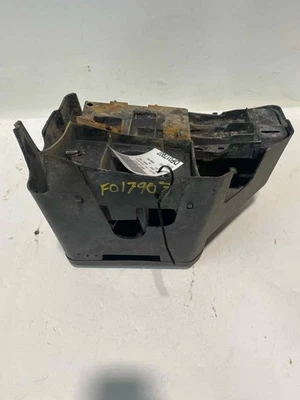 Used Fuse Box Engine fits: 2001 Gmc Sierra 2500 pickup  Grade A - Image 1 of 4