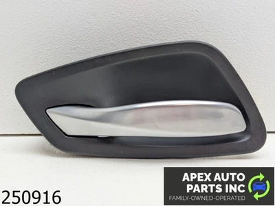 OEM 2006 BMW 325xi E91 3.0L  Door Handle Foto 1 de 4