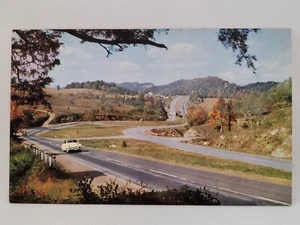 Postcard Scene Along Highway #11 between Wytheville & Marion Virginia Vtg Car - Picture 1 of 2