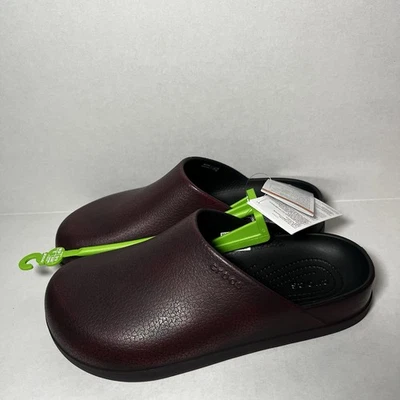 NUEVOS ZUECOS CROCS Dylan bruñidos para hombre talla 8 marrón oscuro sin cordones EE. UU. Foto 1 de 3