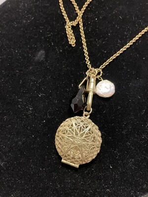 "Collar Mud Pie CHARMED LIFE Charm LOCKET 32"" cadena fregona y ónix" Foto 1 de 4