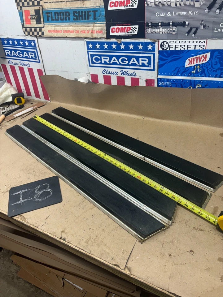 Dodge D100 D150 W100 1981 83 84 86 1993 Ram parte delantera de la cama y moldura de la puerta Foto 1 de 4