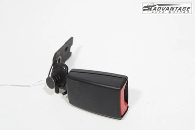 Mercedes E300 W213 2017-2019 lado trasero derecho segunda fila asiento hebilla extremo OEM Foto 1 de 4