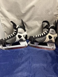 CCM Tacks 152 Hockey Skates Junior Size 2 EU34 - Picture 1 of 14