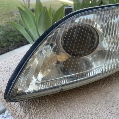 Lexus OEM SC300 or SC400 Driverside Headlights. 1992-1999 - Image 1 of 4