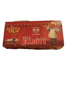 Action 1:24 Scale Bill Elliott Muppets 2002 Dodge Intrepid R/T - Picture 1 of 2