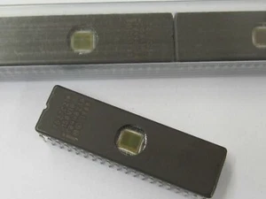 TD27C210-150V10 INTEL DIC40 - 1M (64Kx16) CHMOS EPROM CERDIP40 27C210 - Imagen 1 de 1