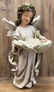 Angel Resin Garden Figurine 12" x 8" - Picture 1 of 6