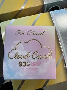 Too Faced Cloud Crush Blurring Blush in Candy Clouds .17 oz /5g New - Picture 1 of 3