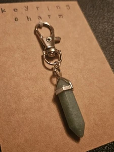 Grüner Aventurin Edelstein Schlüsselanhänger Charm Kristall Spitze Federmäppchen - Bild 1 von 4