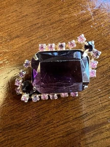 Vintage Purple & Pink Art Deco Rhinestone Brooch Gold Tone Royal Statement Piece - Picture 1 of 5