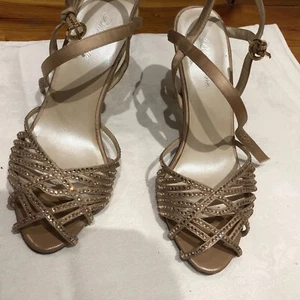 Blumarine Schuhe mit Straßsteinen gr. 37 Hochzeit Abiball - Bild 1 von 8