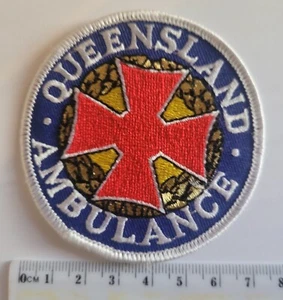 Queensland Ambulance - QAS - Patch - Obsolete - Cloth - Picture 1 of 2