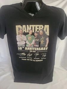 Pantera 38th Anniversary 1981-2019 Band Facsimile Signature T-shirt (Size L) - Picture 1 of 4