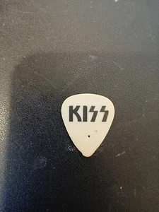 Vintage Kiss Gene Simmons Concert Tour Guitar Pick-Lick It Up Tour Caught Myself - Picture 1 of 2