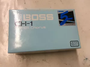 BOSS SUPER Chorus CH-1 Blue effect guitar pedal Audio in original box - Picture 1 of 3