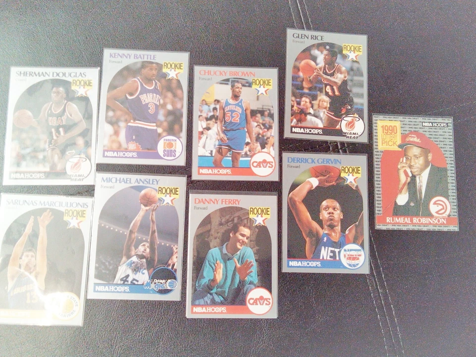 Lote de 9 tarjetas de novato NBA HOOPS 1990 BALONCESTO casi como nuevas  Foto 1 de 4
