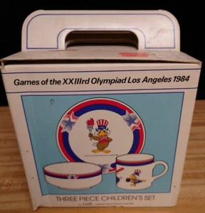 GAMES OF THE XXIIIRD OLYMPIAD LOS ANGELES 1984 3 PIECE CHILDREN'S SET NR PAPEL - Picture 1 of 10