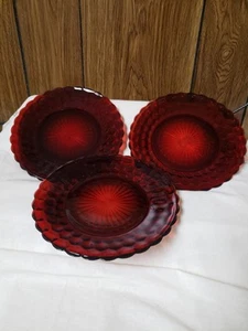 3 Red Bubble Dinner Plates 9 3/8" Anchor Hocking Glass 40 50 60's Ruby Red Glass - Picture 1 of 3