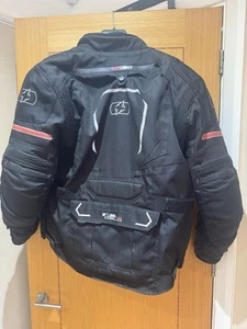 Oxford Oslo MS Tech Black Motorcycle Motorbike Touring Jacket Large/42 RRP £200 - Picture 1 of 4