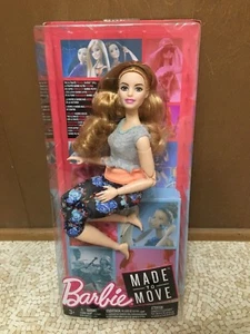Barbie Hecha para Moverse Ultimate Posable Articulada Articulada Curvilínea Pelo Rojo Muñeca - Imagen 1 de 3