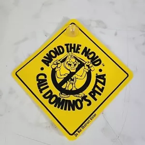 Avoid The Noid Call Dominos Pizza 5x5" Autoschild mit Saugnapf - Bild 1 von 3