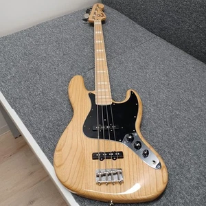 FENDER JAPAN TRADITIONAL 70S JAZZ BASS NATU 24200 - Picture 1 of 16