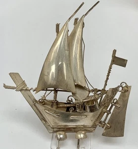 Vintage 925 Sterling Silver Ship Model with Box, Intricate Detailing - 60.69gm - Picture 1 of 19