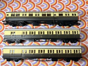 2x Mainline OO 937320 GWR Passenger coach 6896 + GWR 188 Matching Coach - Picture 1 of 6