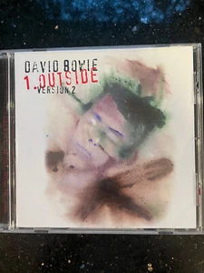 1. outside Version 2 von David Bowie - Bild 1 von 1