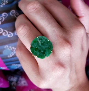 Anello a fette vintage oro giallo 14K giada verde naturale intagliato taglia 9 boho - Foto 1 di 16