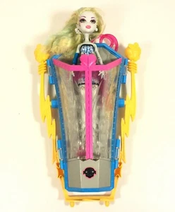 Monster High Doll with Light Up Coffin Bed Stand Case 2013 - Bild 1 von 16